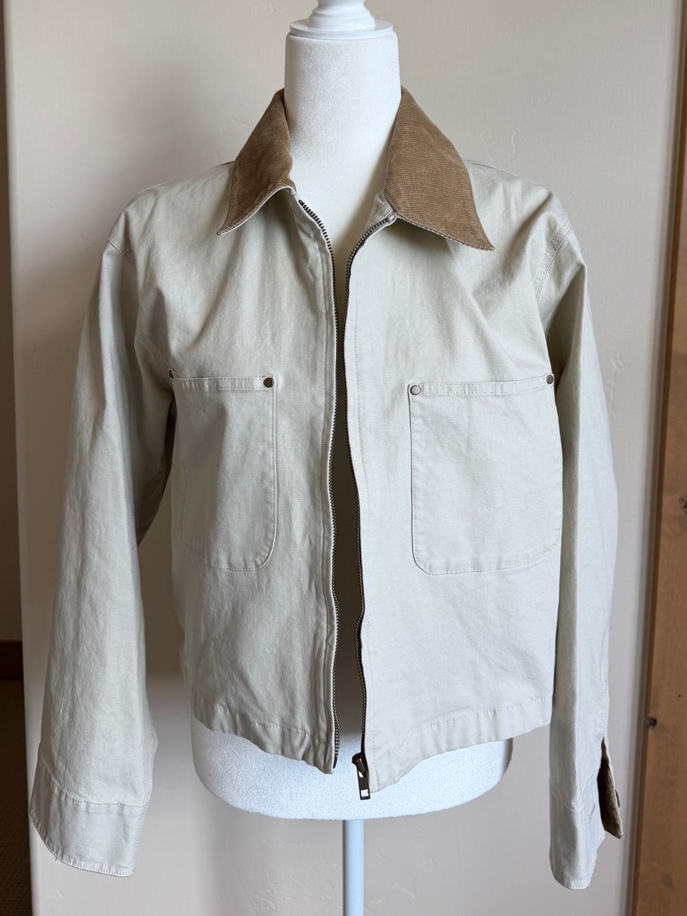 UNIQLO Zip-Up Short Jacket | Natural | Size M - Picture 2 of 5